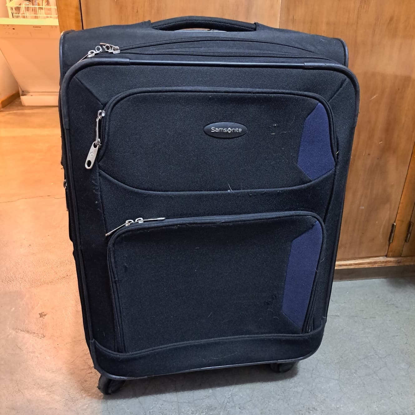 Valija Samsonite azul con ruedas