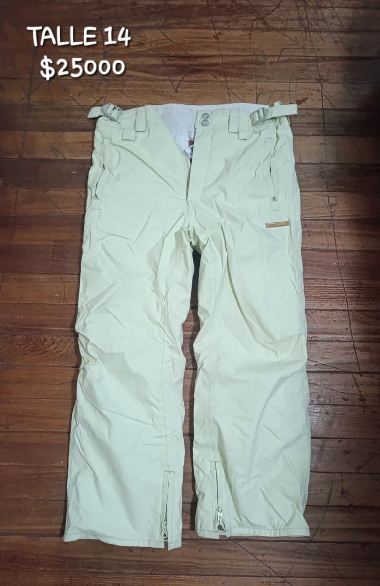Pantalón esquí niña amarillo talle 14
Pantalon esquí adulto talle XL 