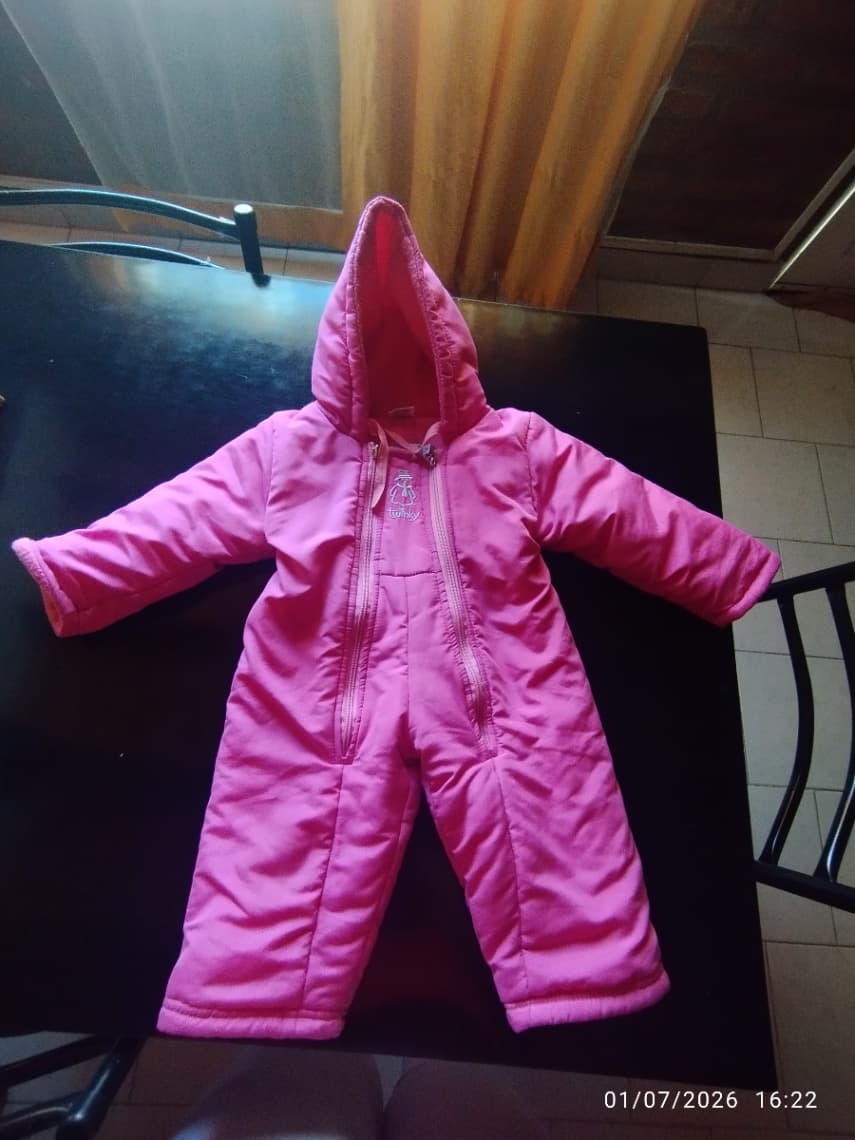 Térmico abrigo rosa niña impecable