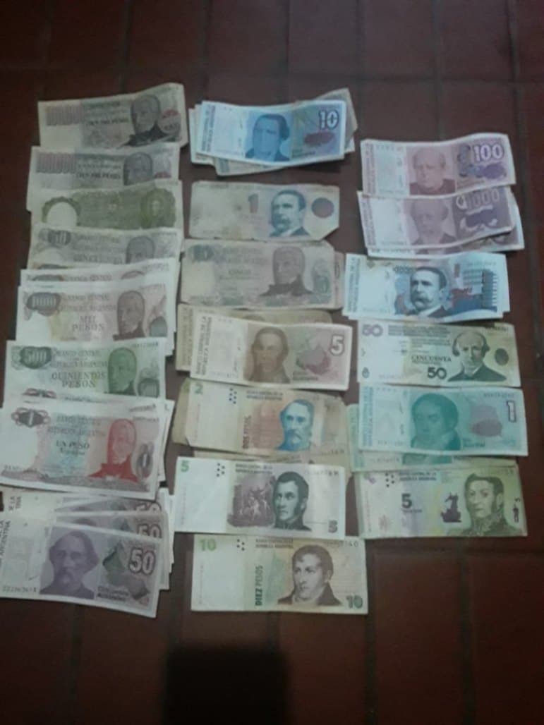 Lote de billetes argentinos varios