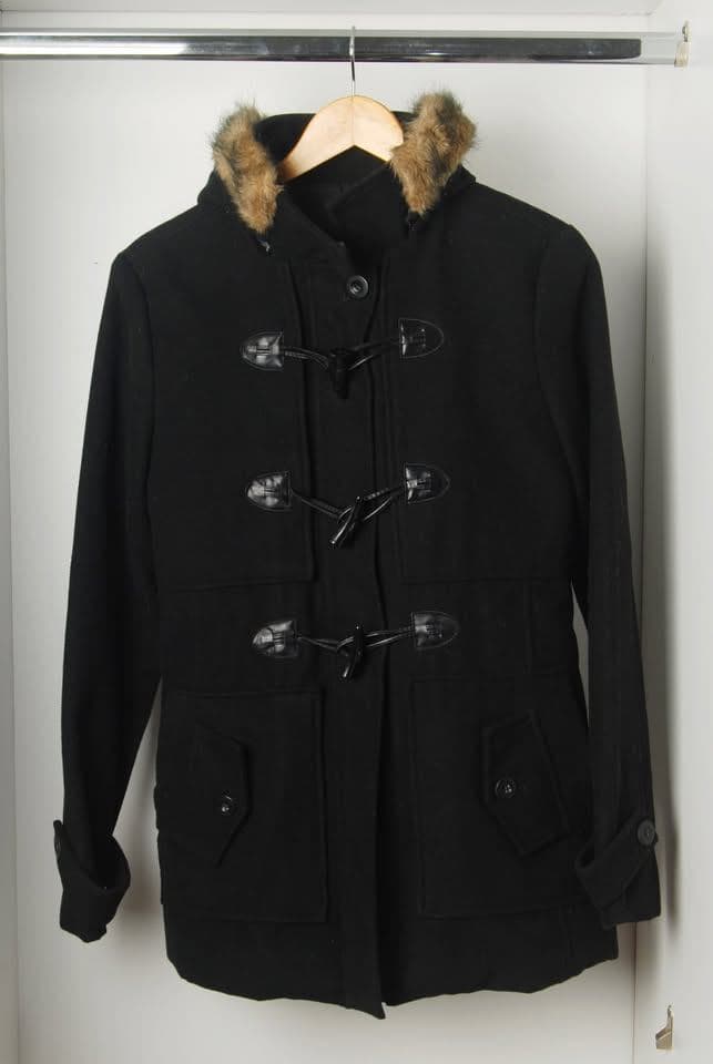 Montgomery saco abrigo de paño negro con capucha desmontable unisex 