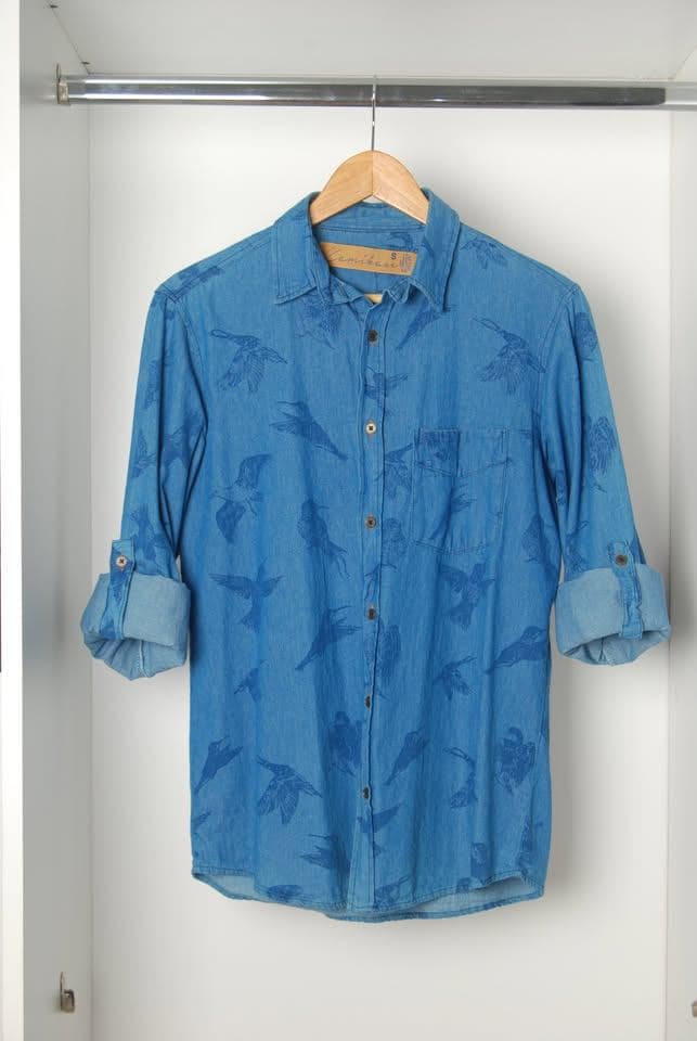 Camisa de jean manga larga marca "Kamikaze" - Estampa golondrinas