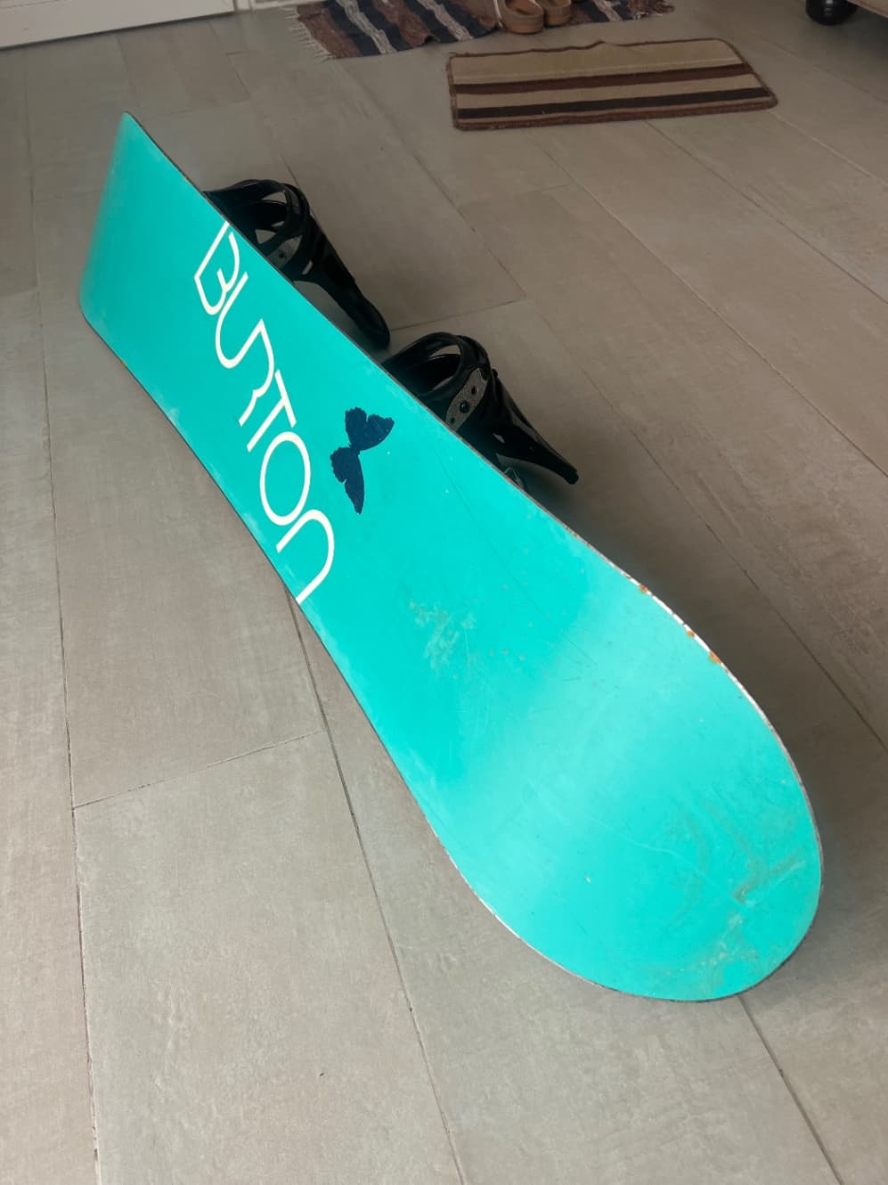 Snowboard Burton Ginger 134 + fijaciones Burton Cartel