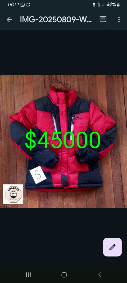 Campera importada marca NEPA de pluma, densidad 800fp talle S 