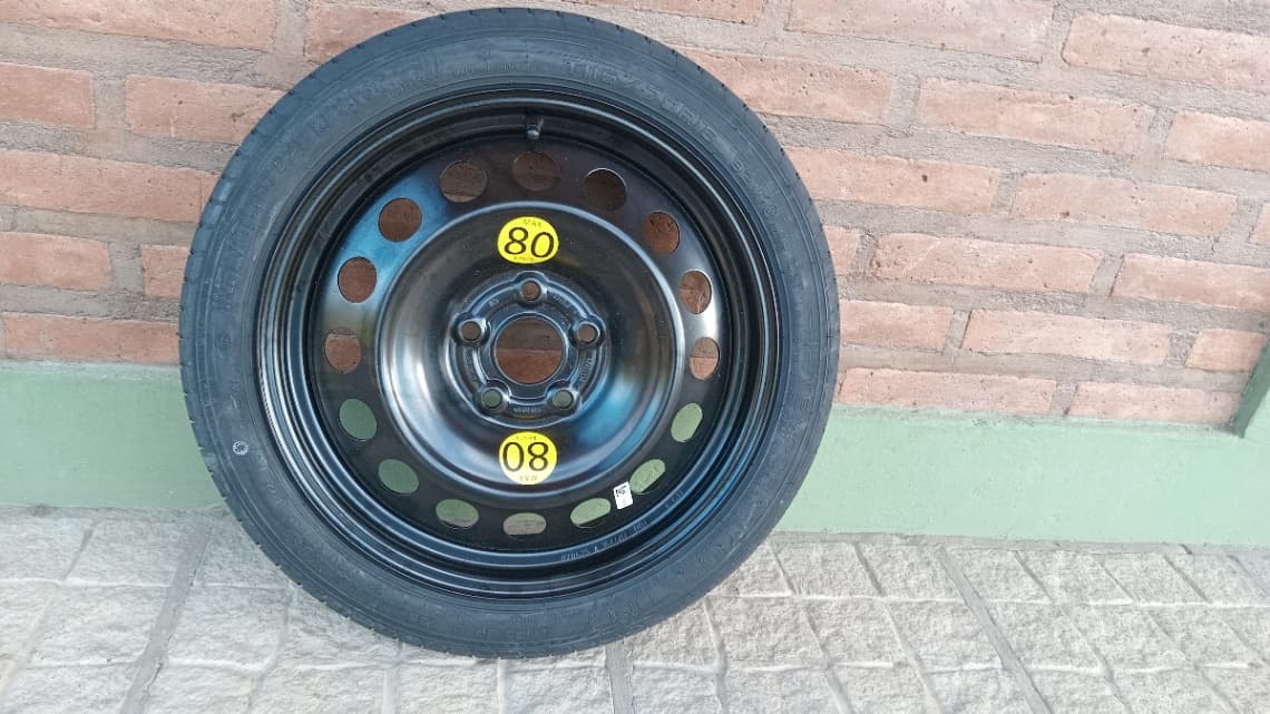 Rueda rodado 16 nueva.Llanta de chapa y cubierta temporal 