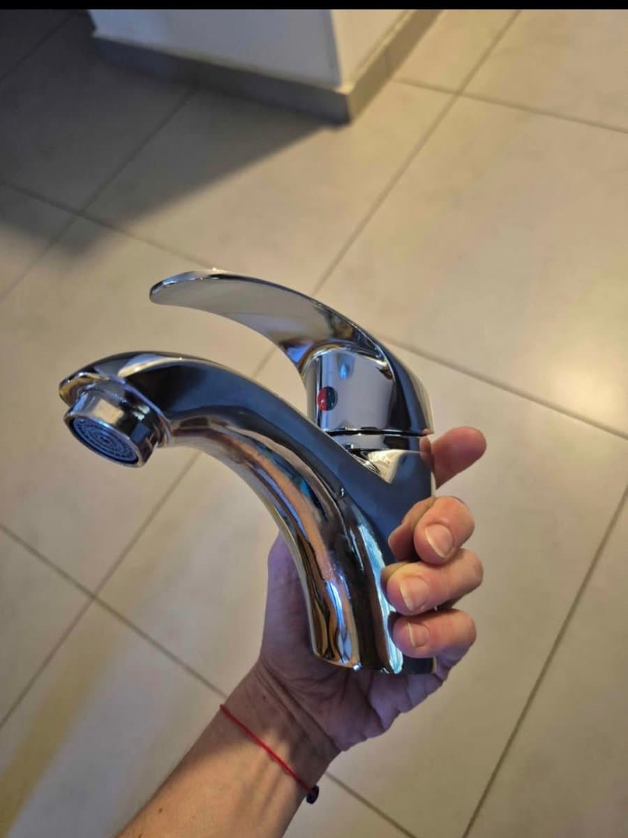 Grifo monocomando cromado para baño NUEVO