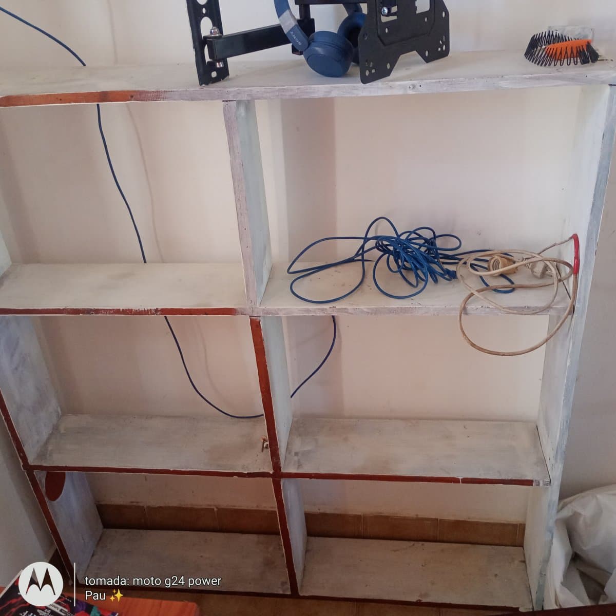 Repisa estantería para amurar 