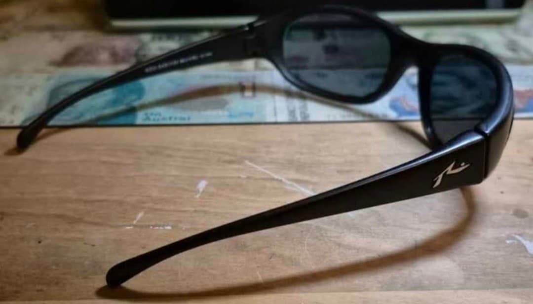 Lentes de sol Rusty kids (usados)