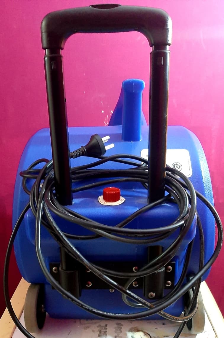  Secador industrial  3  velocidades alfombras, tapizados, pisos, etc.Vendo  