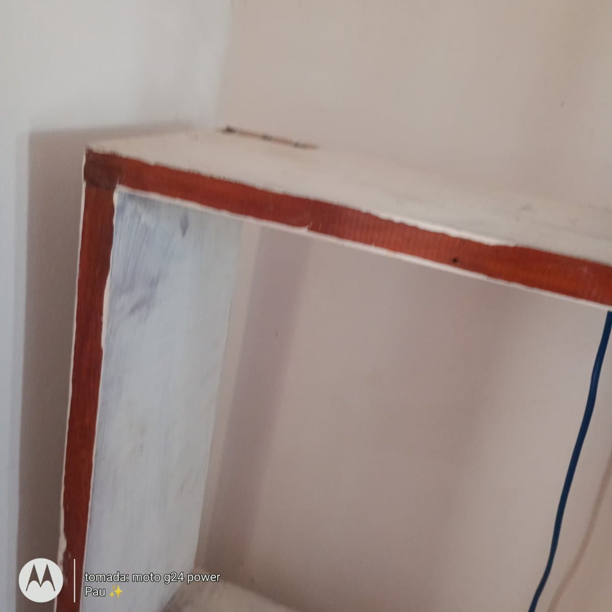 Repisa estantería para amurar 