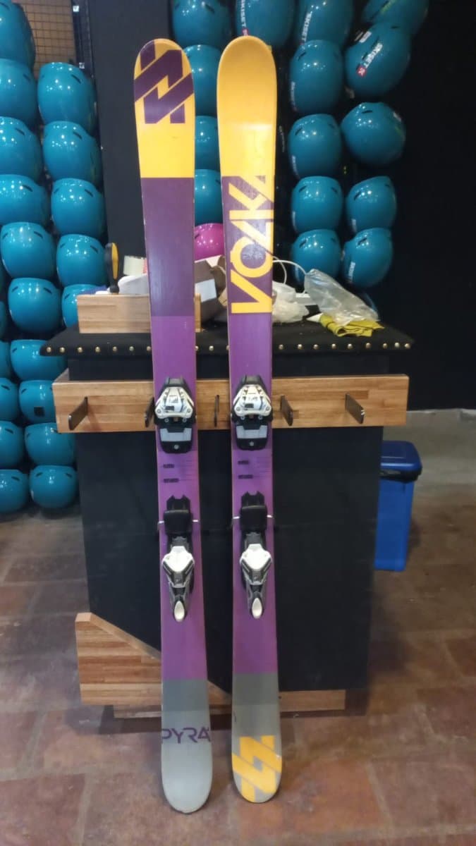 Skis Volkl Pyra 155 + Fijaciones Marker 11.0