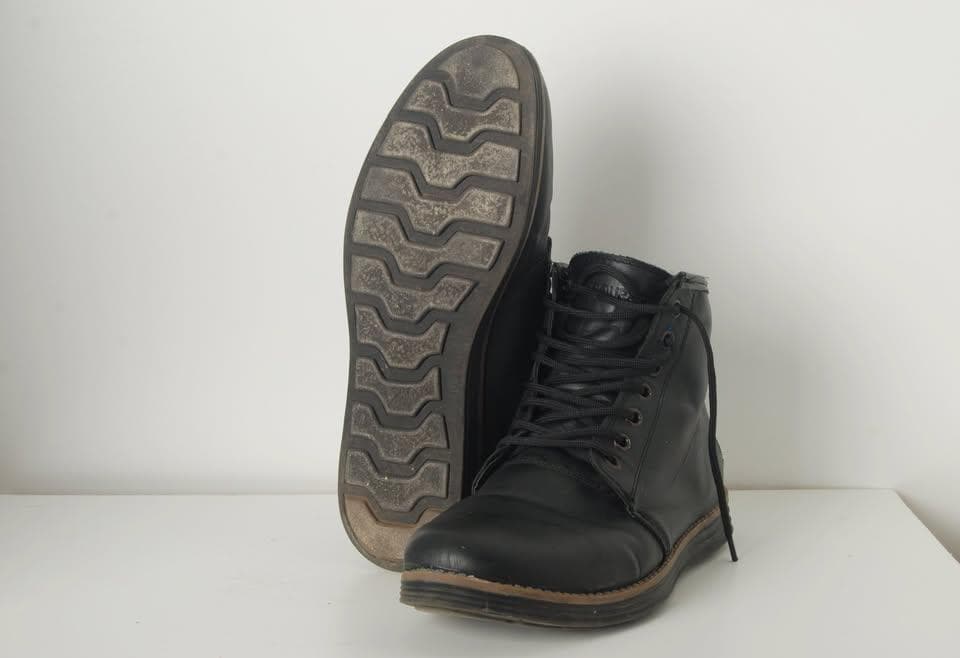 Borcegos botitas marca Bourbon Belfast cuero negro talle 40