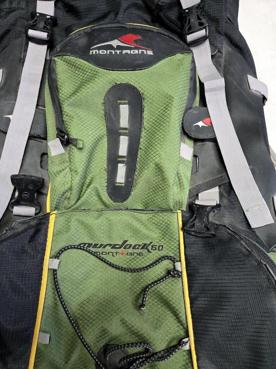 Mochila de trekking Montagne 60 litros