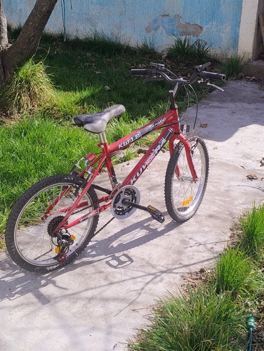 Bicicleta roja rodado 24 segunda mano
