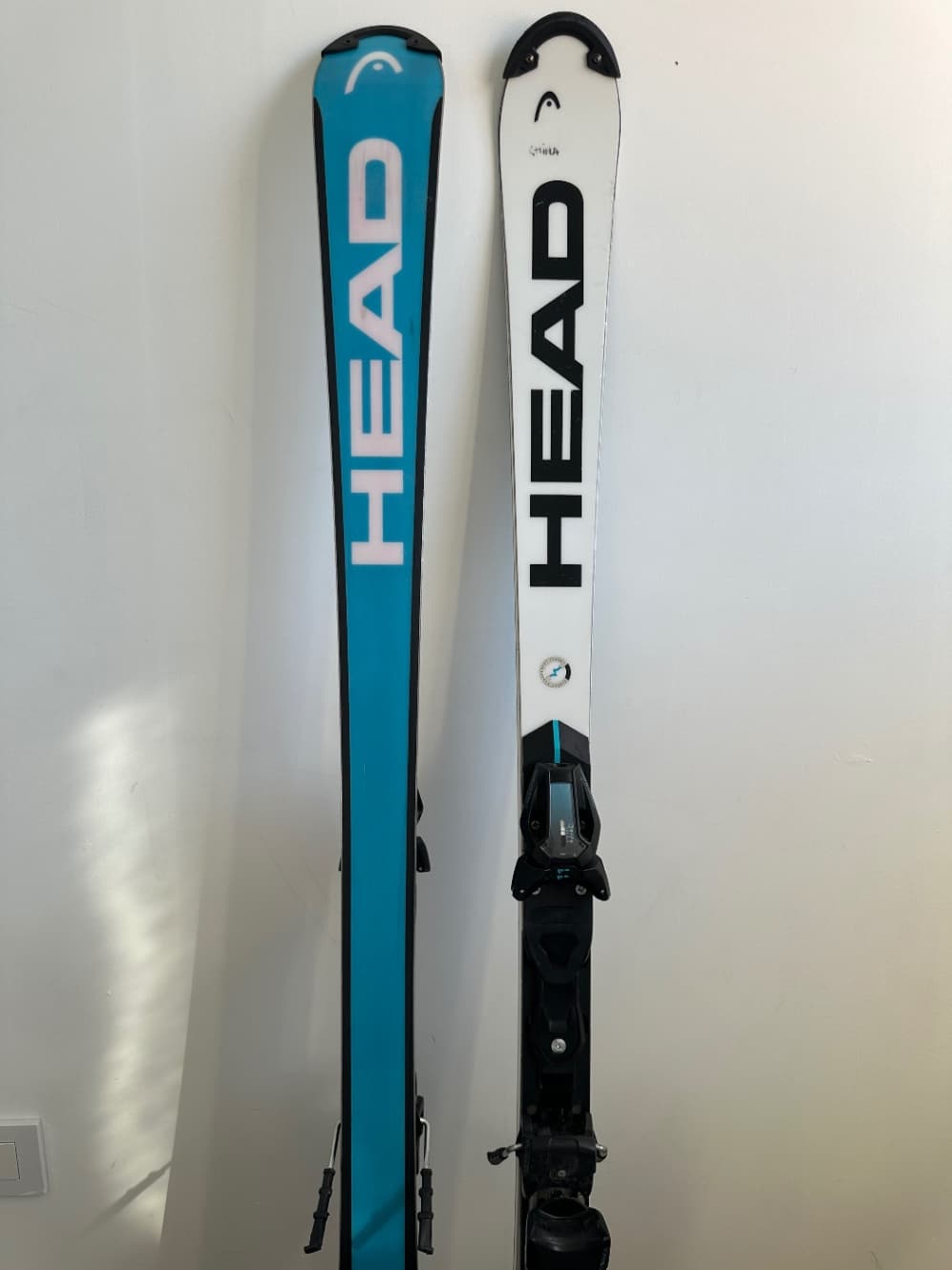 Skis Slalom & Gigante Fis 
Skis All mountain
Skis Junior 