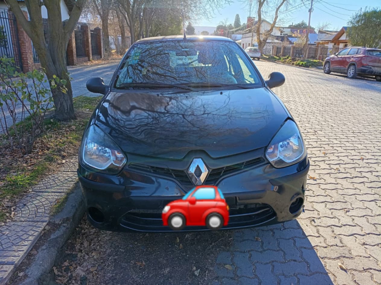 Renault  clio mio expression pack II 5P,  service al día.